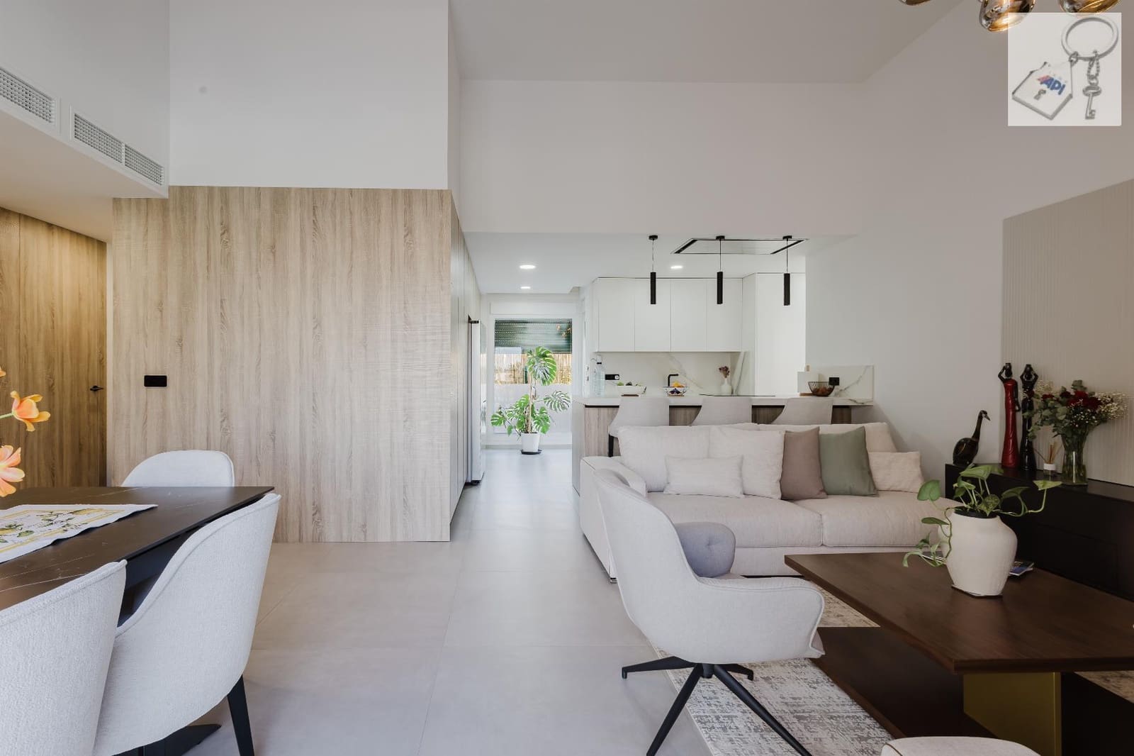 4 bedroom Villa for sale in Algorfa with pool - € 770,000 (Ref: 9728564)