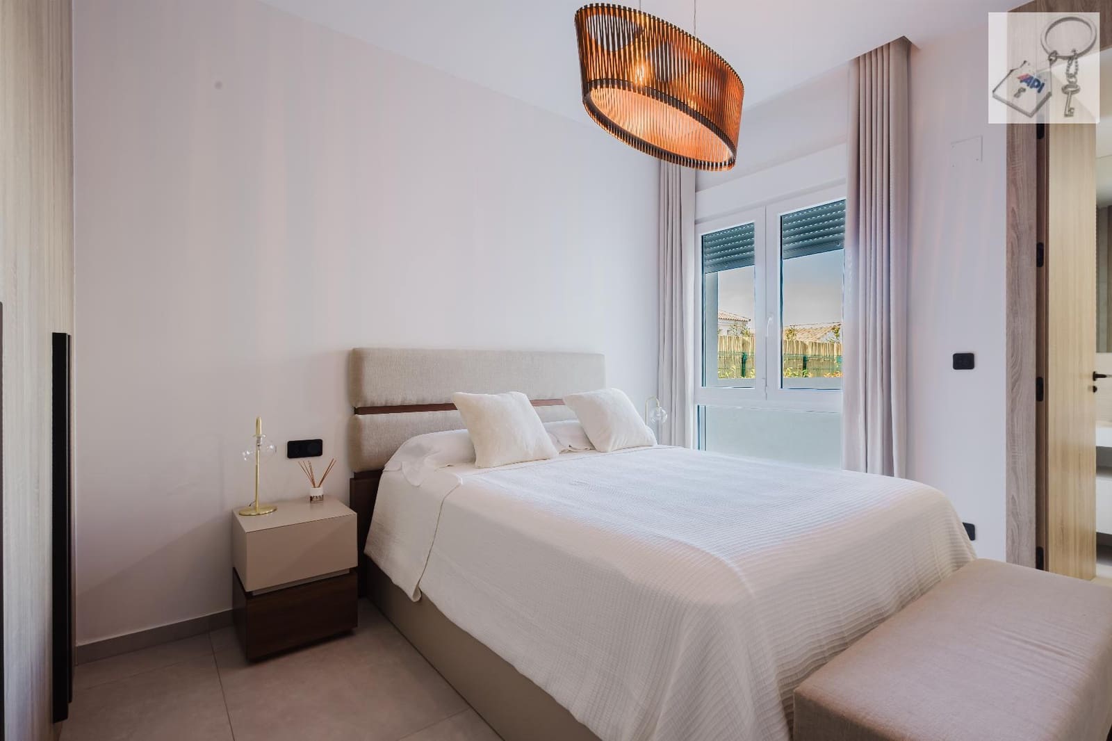 4 bedroom Villa for sale in Algorfa with pool - € 770,000 (Ref: 9728564)