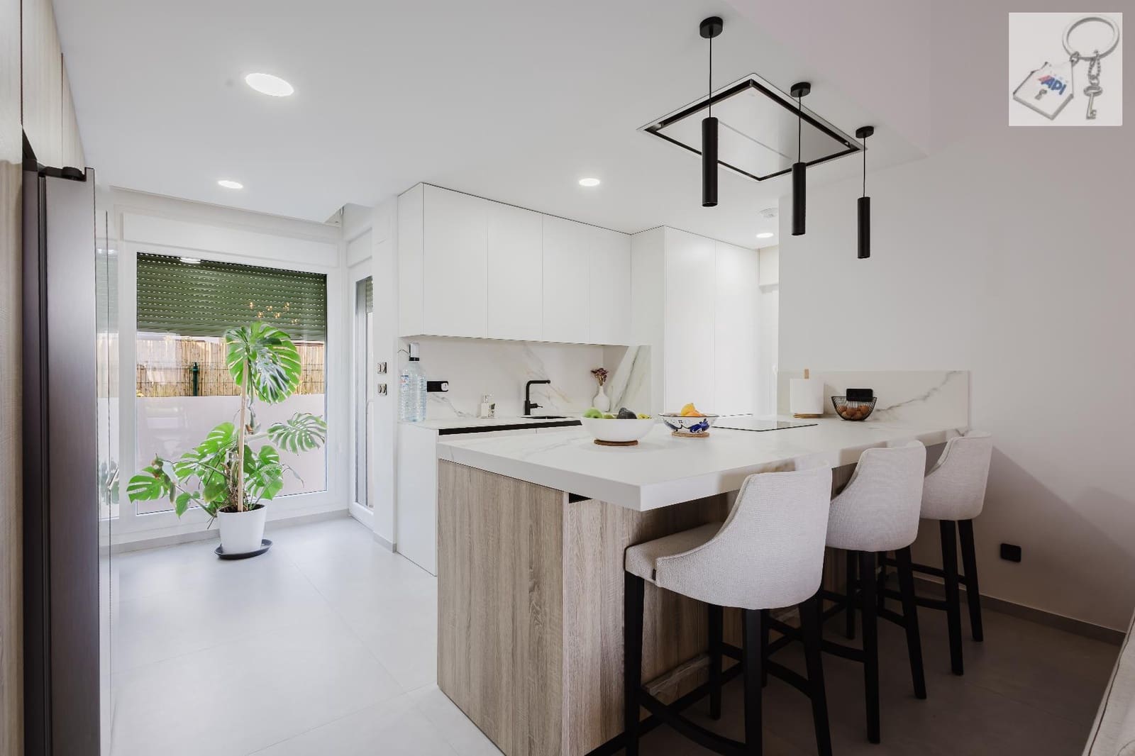 4 bedroom Villa for sale in Algorfa with pool - € 770,000 (Ref: 9728564)