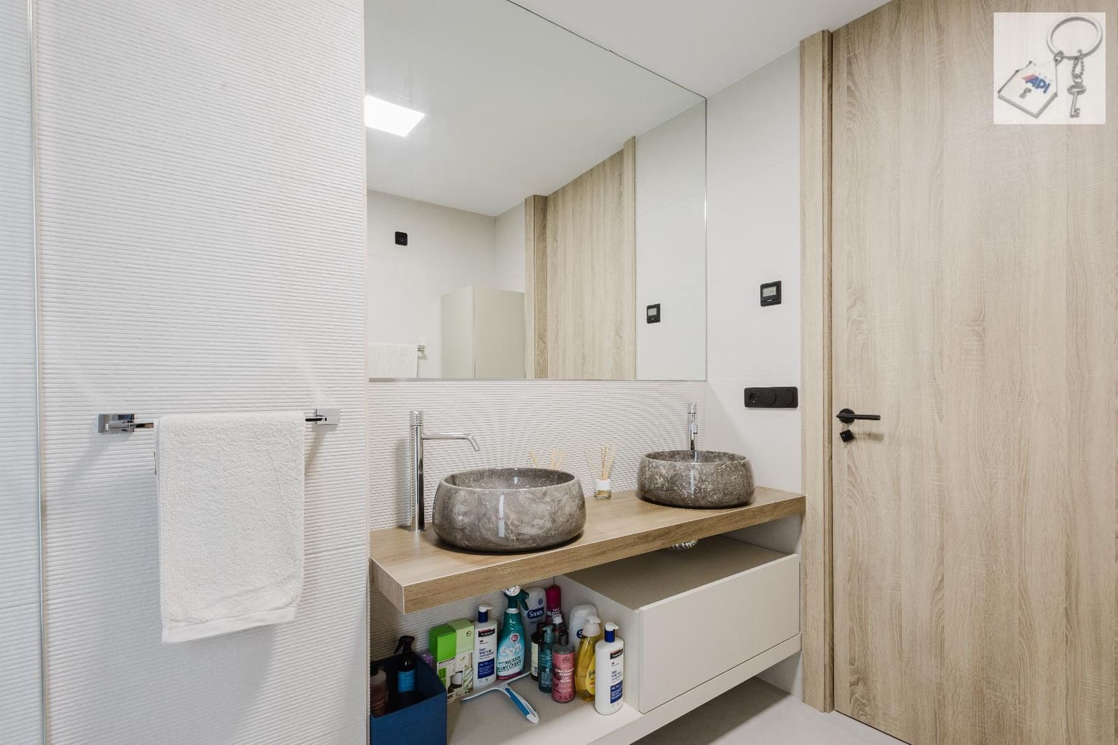 4 bedroom Villa for sale in Algorfa with pool - € 770,000 (Ref: 9728564)