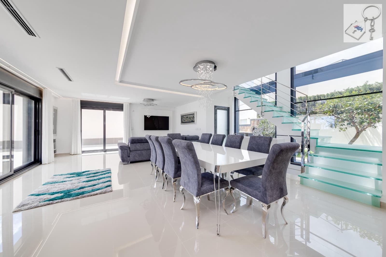 5 chambre Villa/Maison à vendre à San Miguel de Salinas avec piscine - 849 000 € (Ref: 9728565)