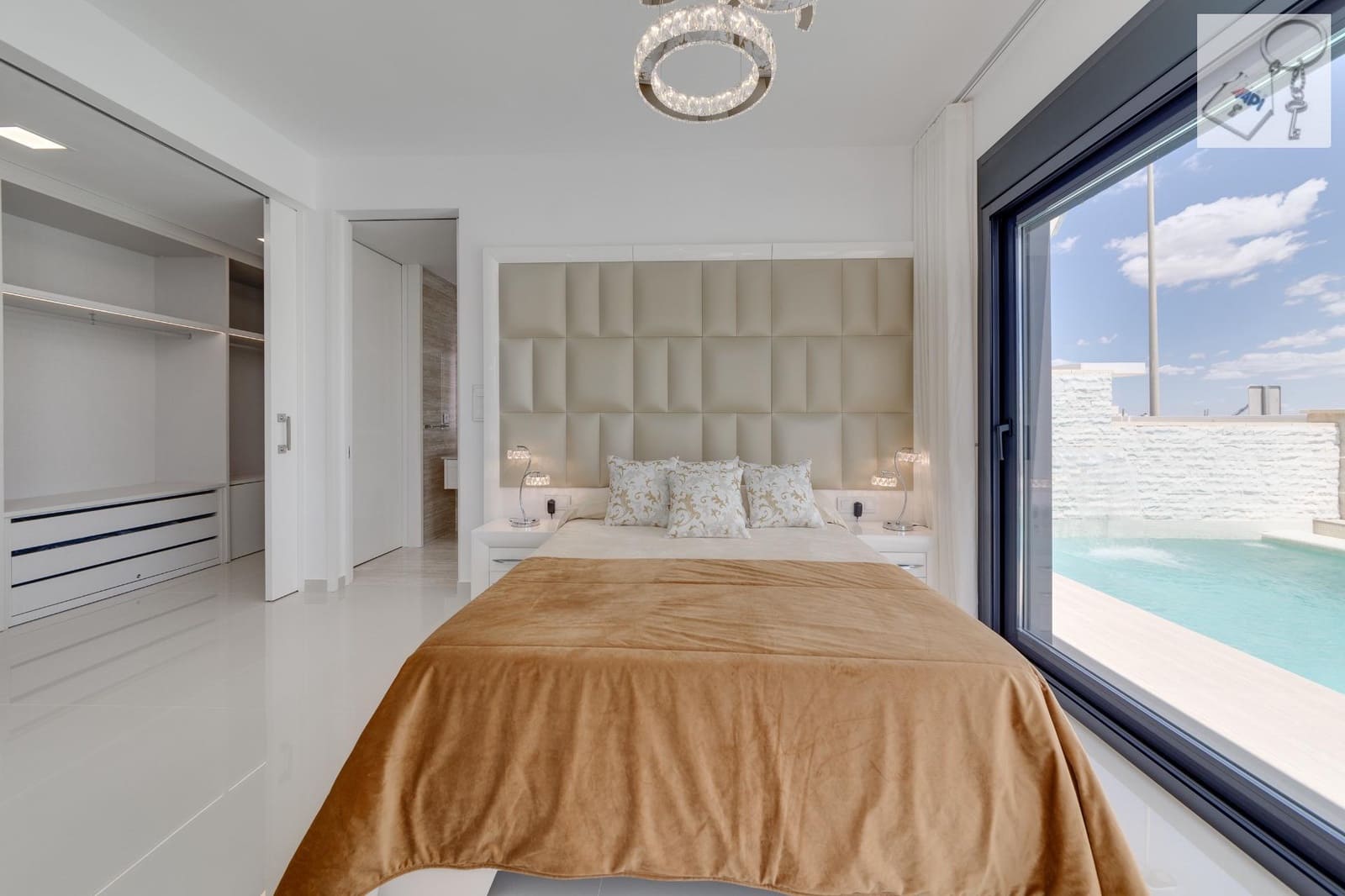 5 chambre Villa/Maison à vendre à San Miguel de Salinas avec piscine - 849 000 € (Ref: 9728565)