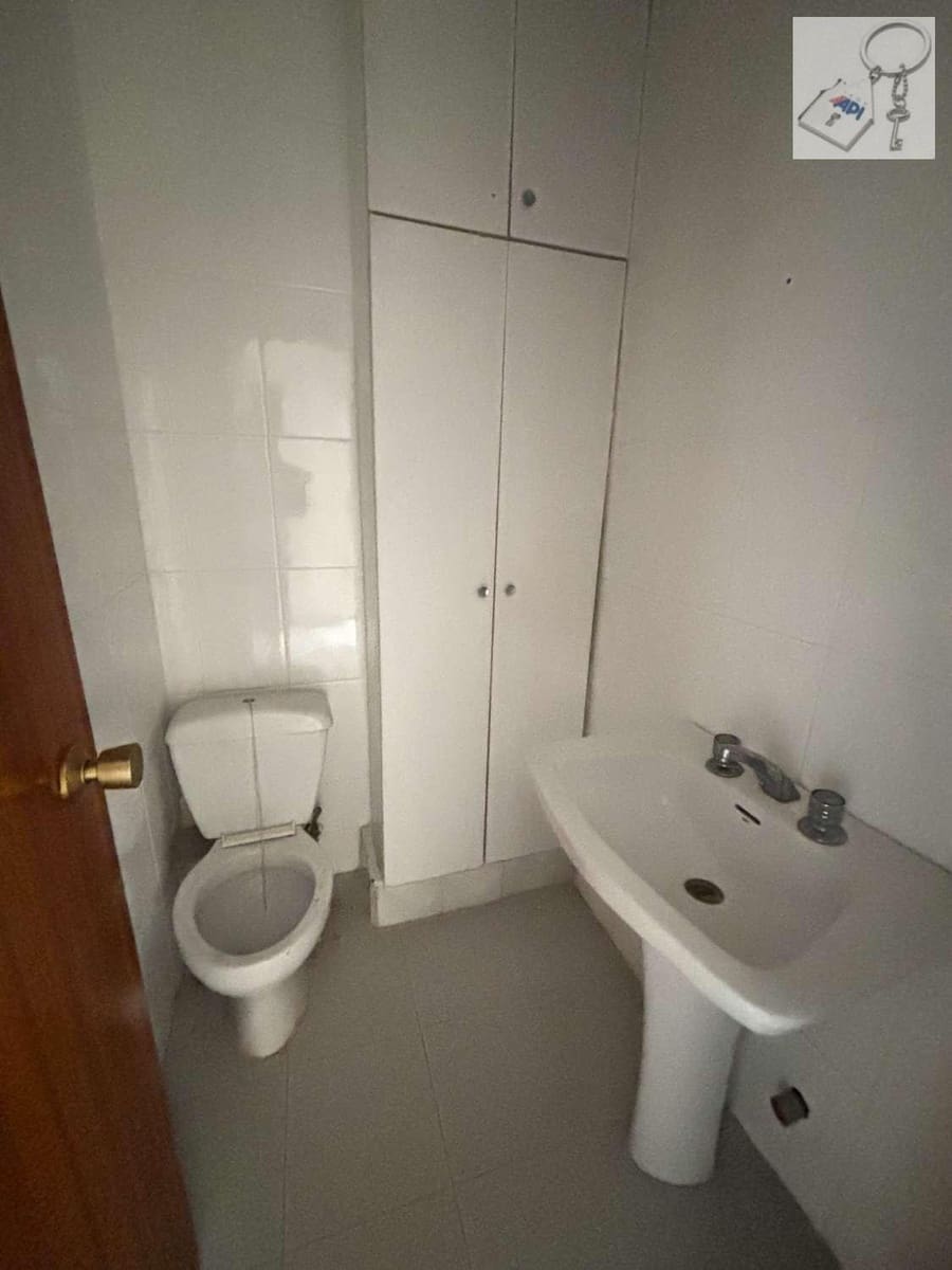 3 bedroom Beach Apartment for sale in Pilar de la Horadada - € 109,000 (Ref: 9755313)