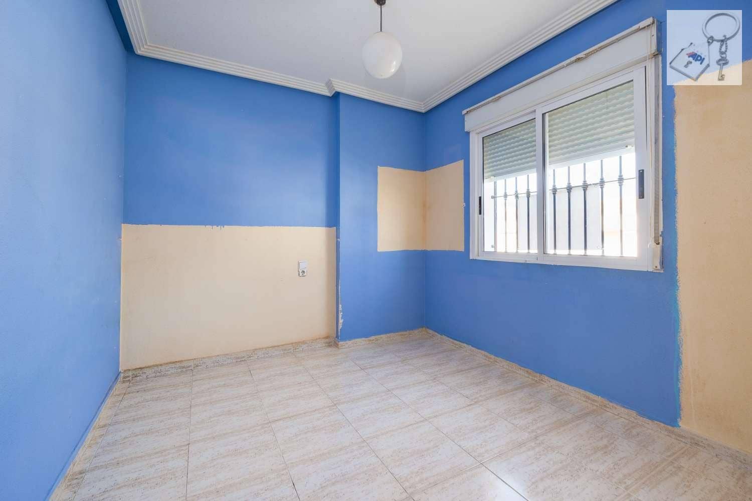 4 soverom Villa til salgs i Torrevieja med svømmebasseng garasje - € 289 000 (Ref: 9755314)