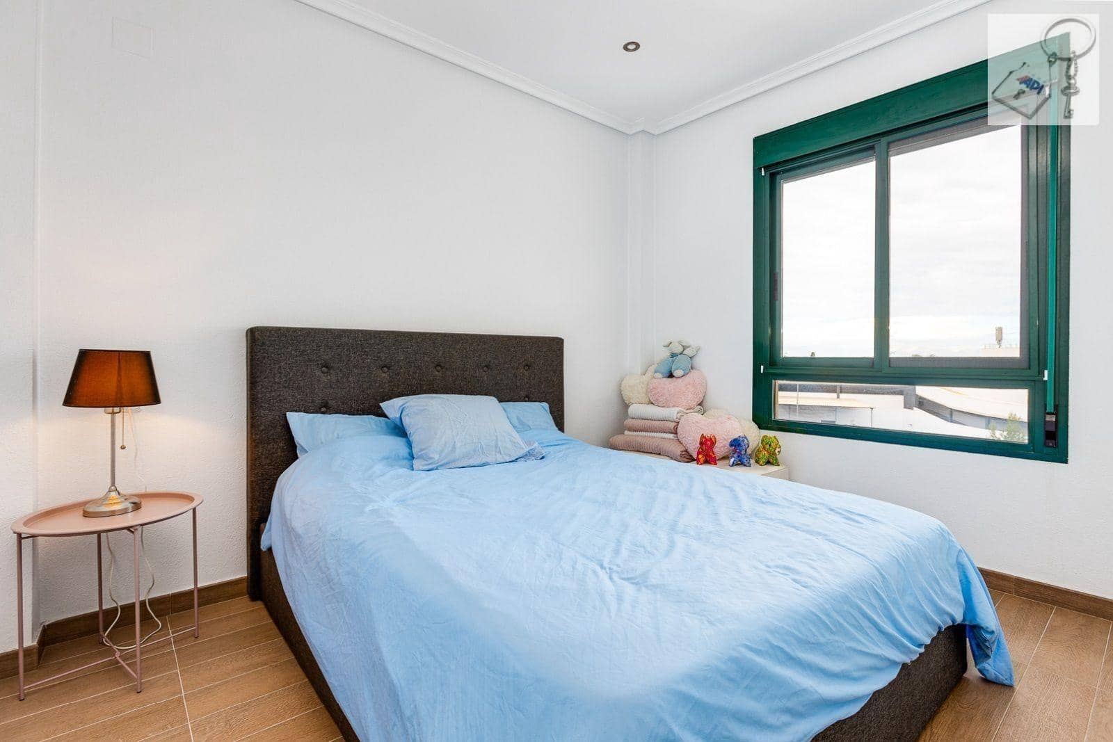 2 sovrum Takvåning till salu i Orihuela med pool - 195 000 € (Ref: 9790225)