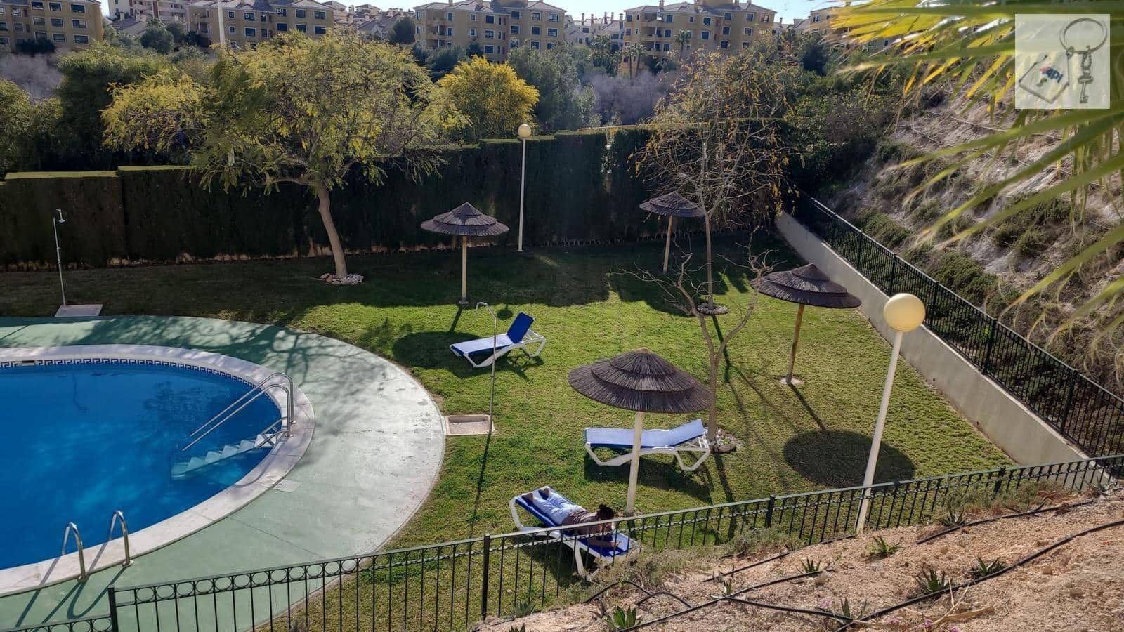 2 sovrum Takvåning till salu i Orihuela med pool - 195 000 € (Ref: 9790225)