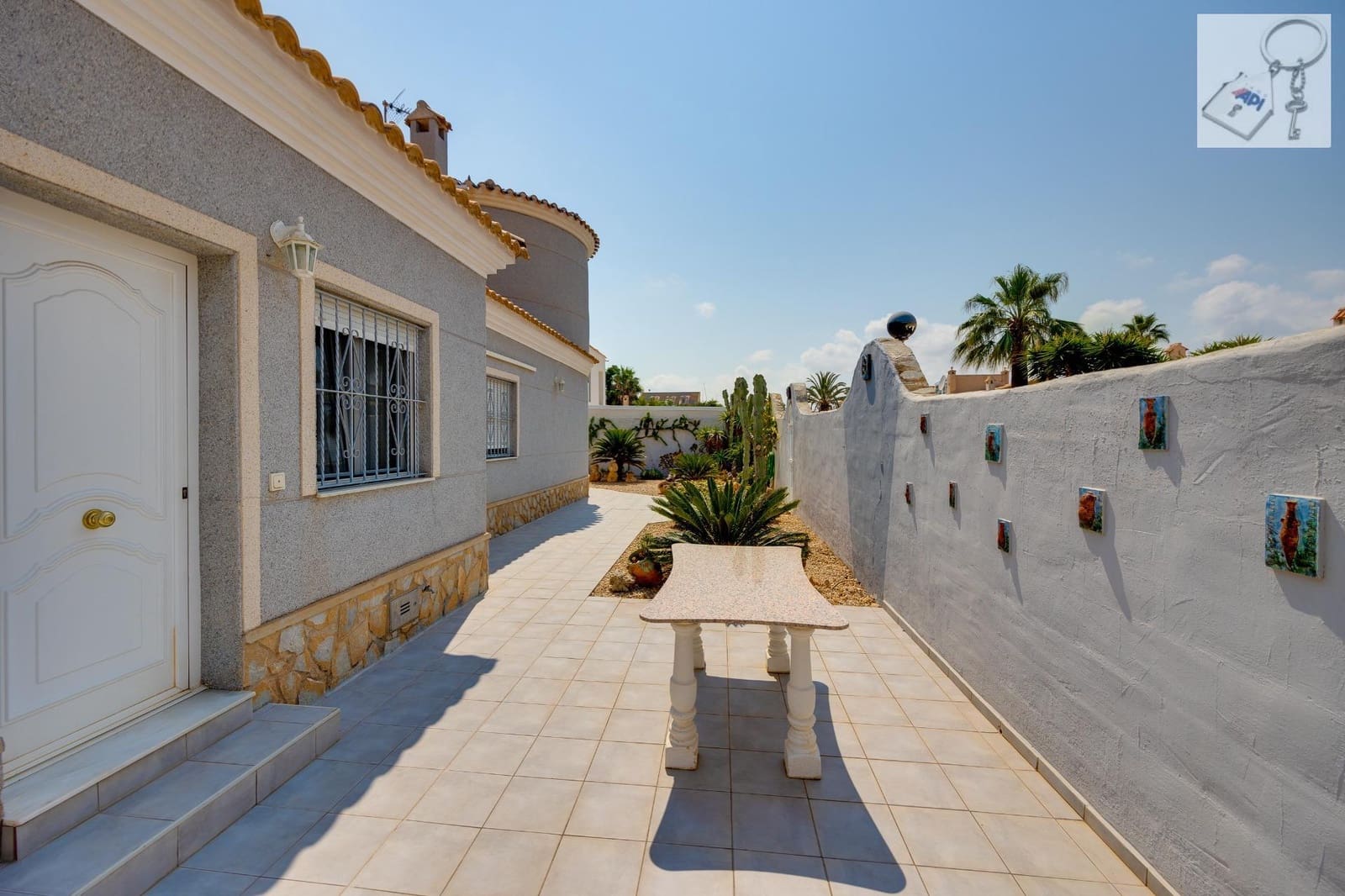 4 bedroom Villa for sale in Orihuela with pool - € 645,000 (Ref: 9790227)
