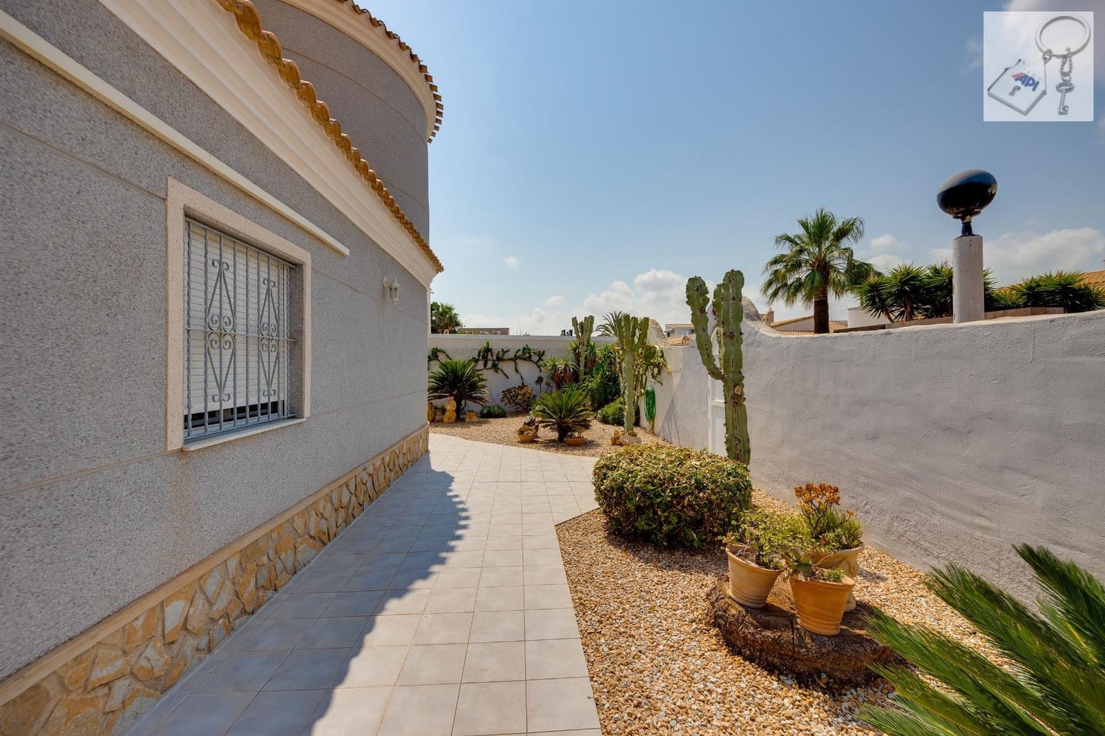 4 bedroom Villa for sale in Orihuela with pool - € 645,000 (Ref: 9790227)