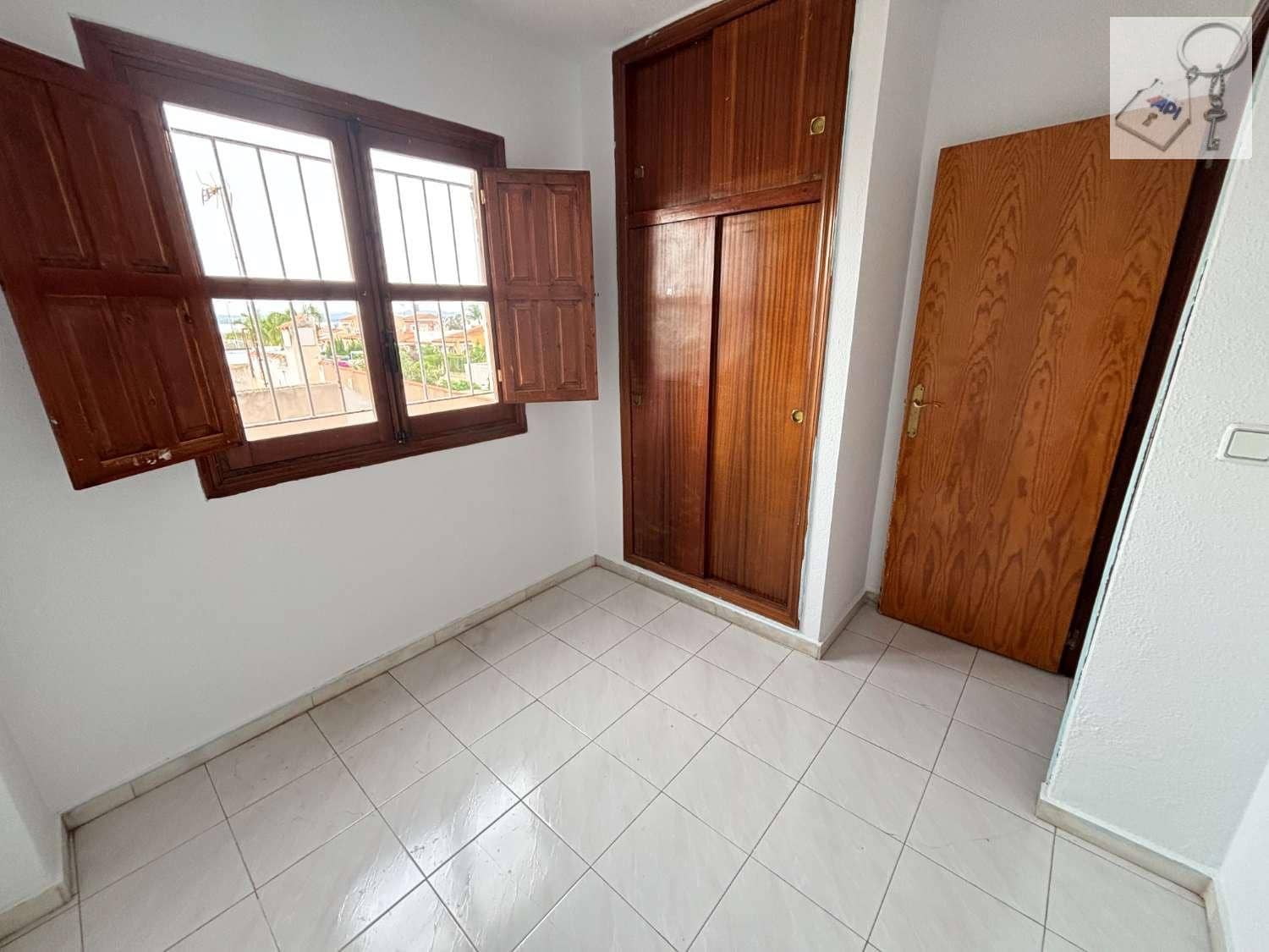 3 bedroom Flat for sale in El Chaparral - € 195,000 (Ref: 9806074)