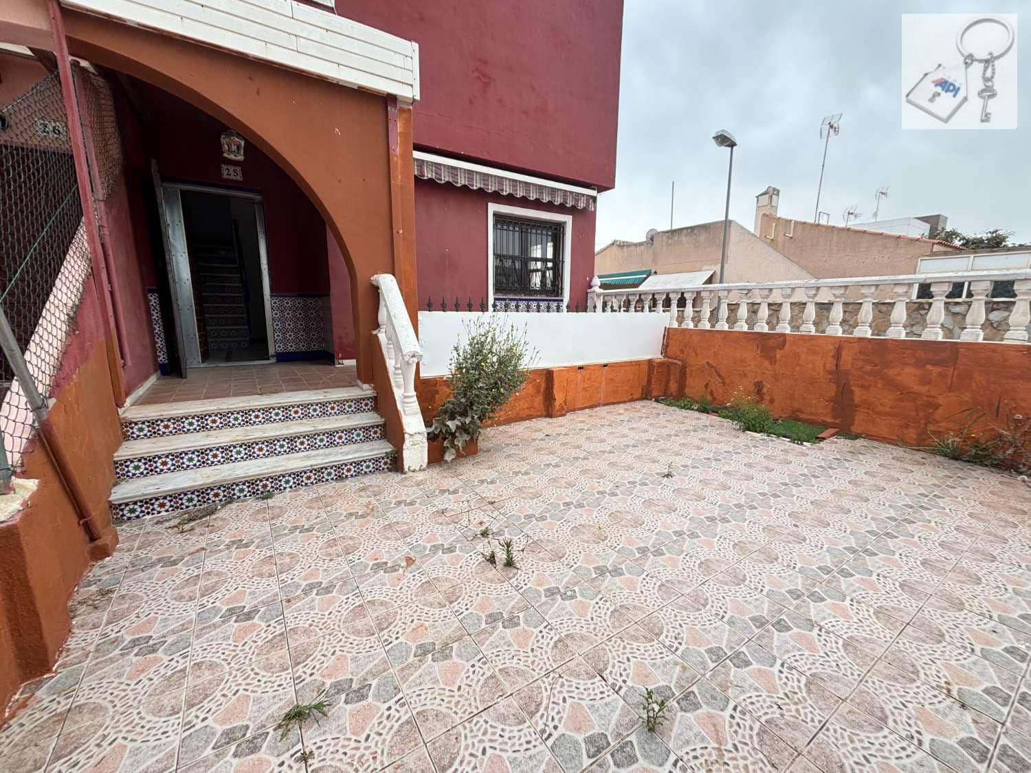 3 bedroom Flat for sale in El Chaparral - € 195,000 (Ref: 9806074)