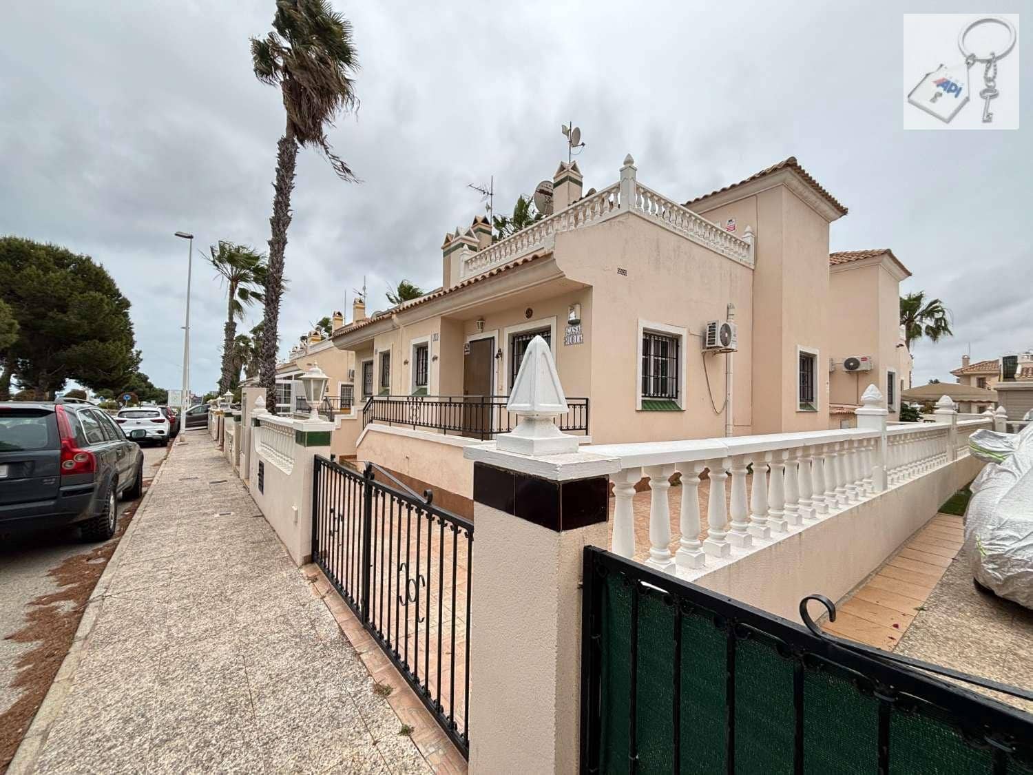 3 bedroom Flat for sale in Orihuela Costa with pool garage - € 212,500 (Ref: 9806075)