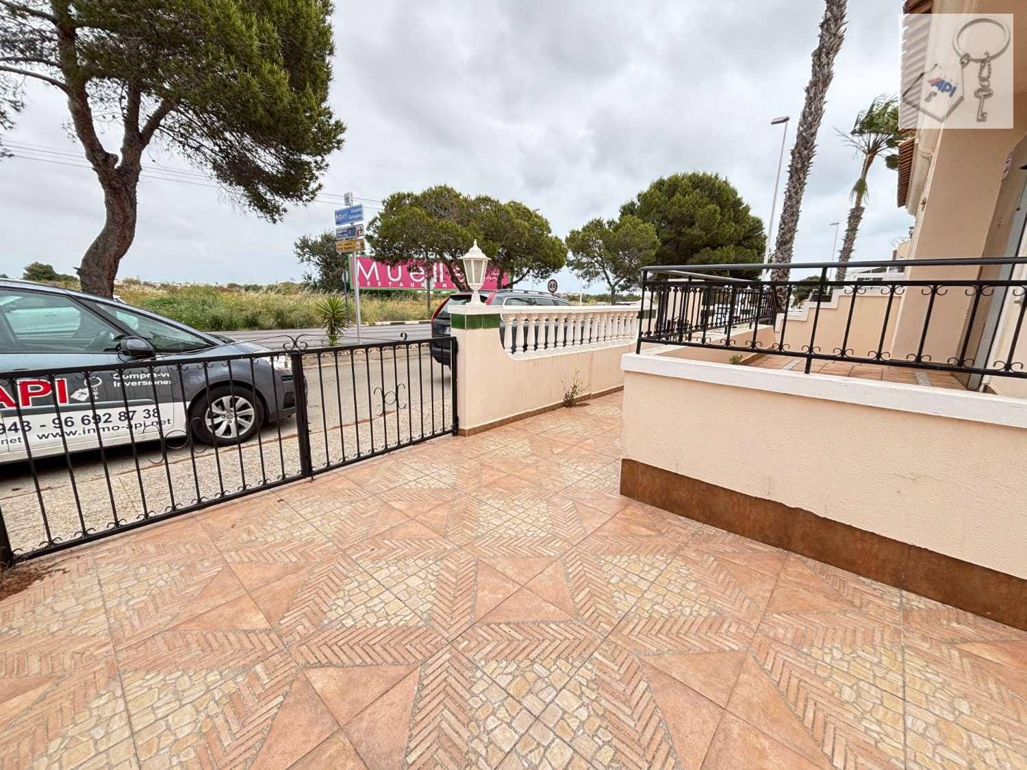 3 bedroom Flat for sale in Orihuela Costa with pool garage - € 212,500 (Ref: 9806075)