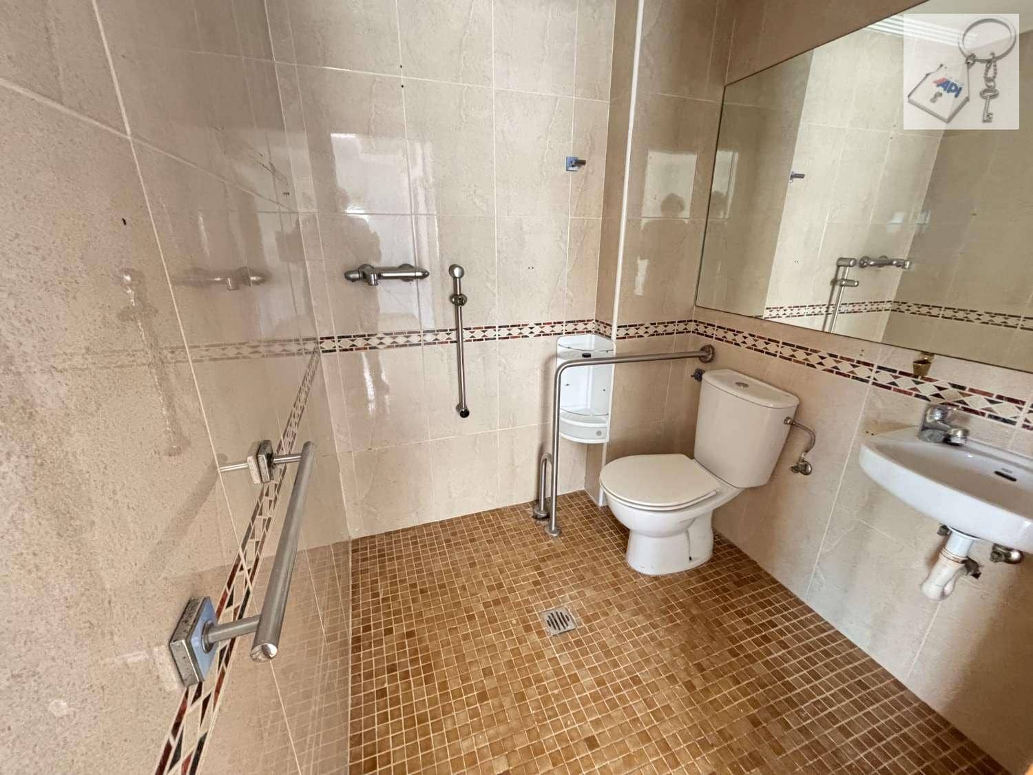 2 slaapkamer Flat te koop in Campoamor met zwembad garage - € 282.150 (Ref: 9807643)