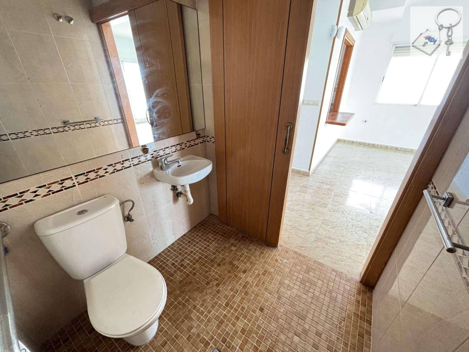 2 slaapkamer Flat te koop in Campoamor met zwembad garage - € 282.150 (Ref: 9807643)