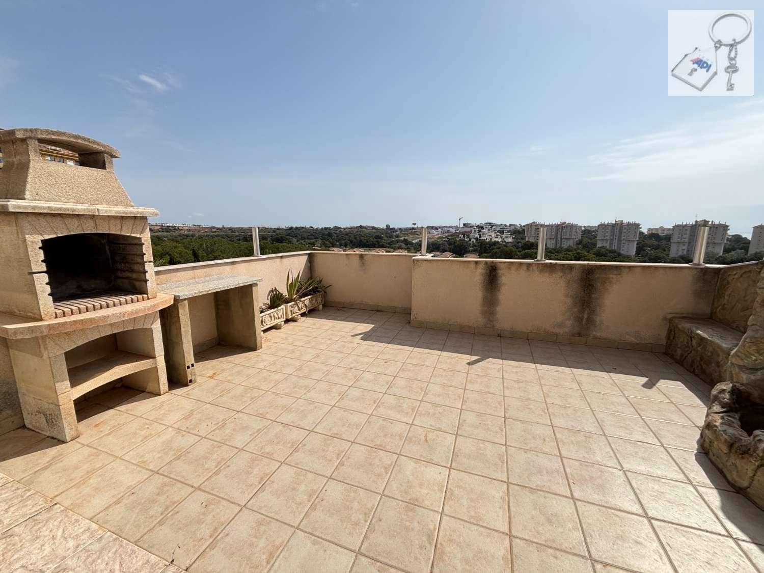 2 slaapkamer Flat te koop in Campoamor met zwembad garage - € 282.150 (Ref: 9807643)