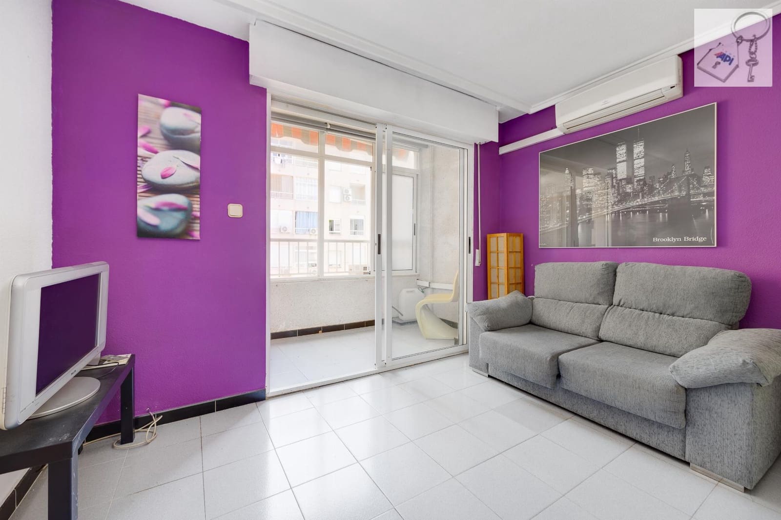 1 chambre Appartement à vendre à Torrevieja avec piscine - 99 990 € (Ref: 9815473)