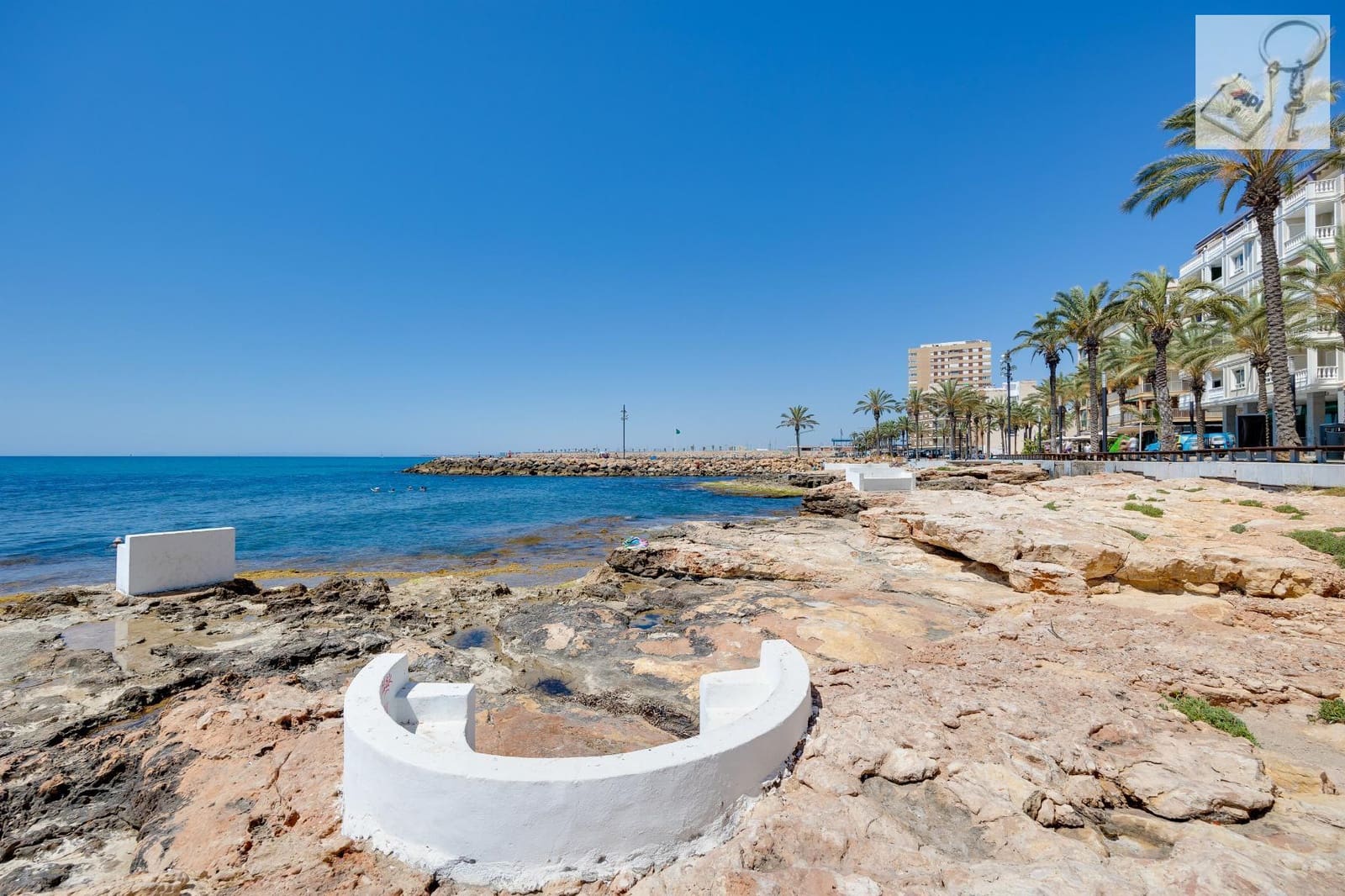 1 chambre Appartement à vendre à Torrevieja avec piscine - 99 990 € (Ref: 9815473)