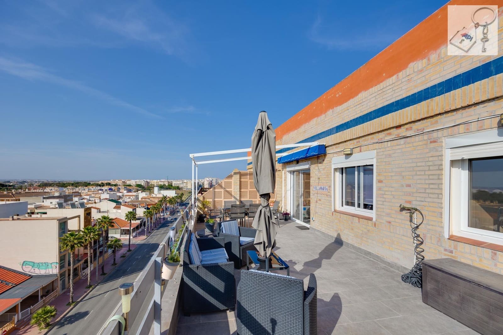 3 soverom Penthouse til salgs i Torrevieja - € 299 000 (Ref: 9821988)