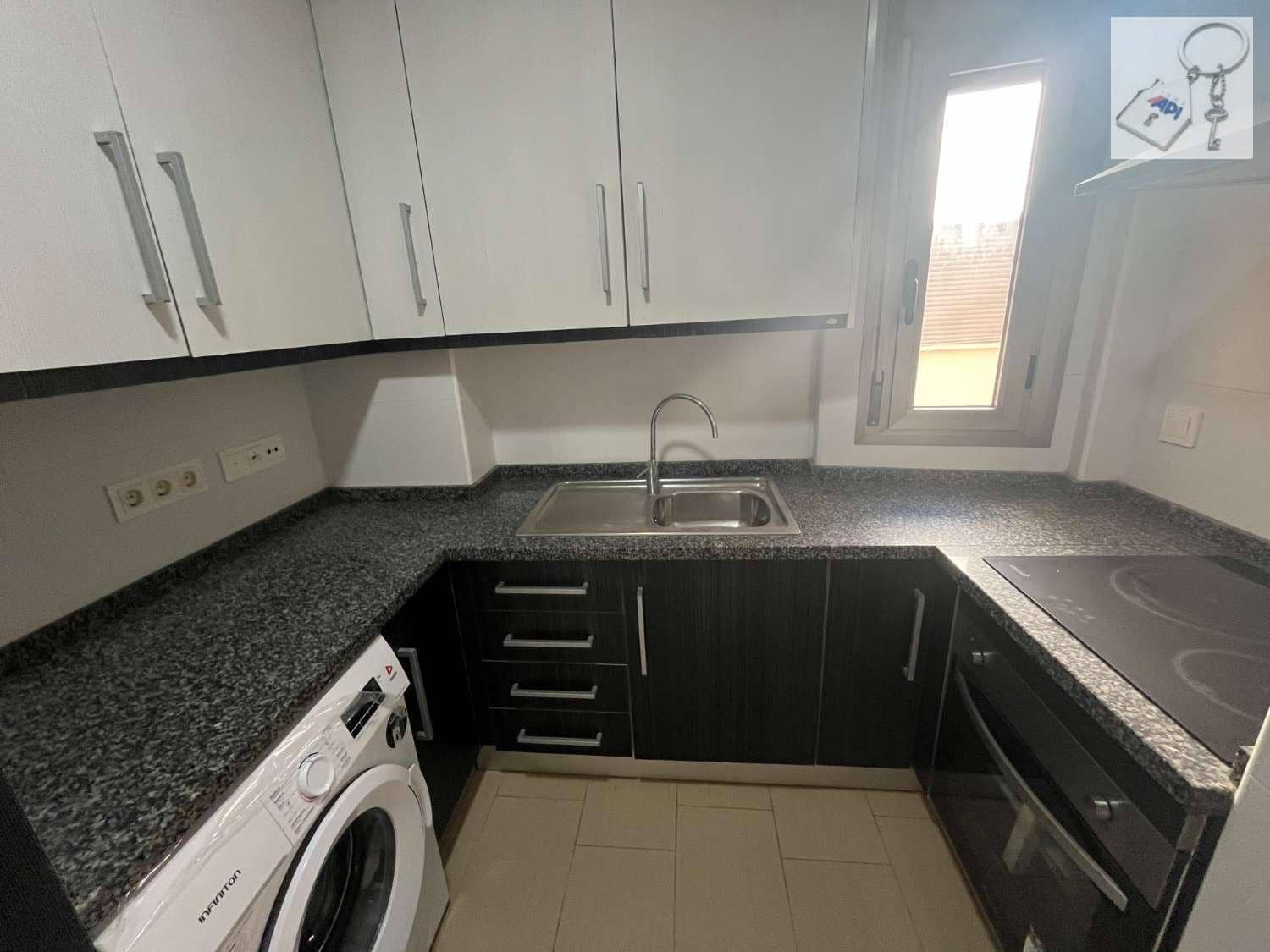 2 chambre Appartement de Plage à vendre à Guardamar del Segura avec garage - 190 000 € (Ref: 9826154)