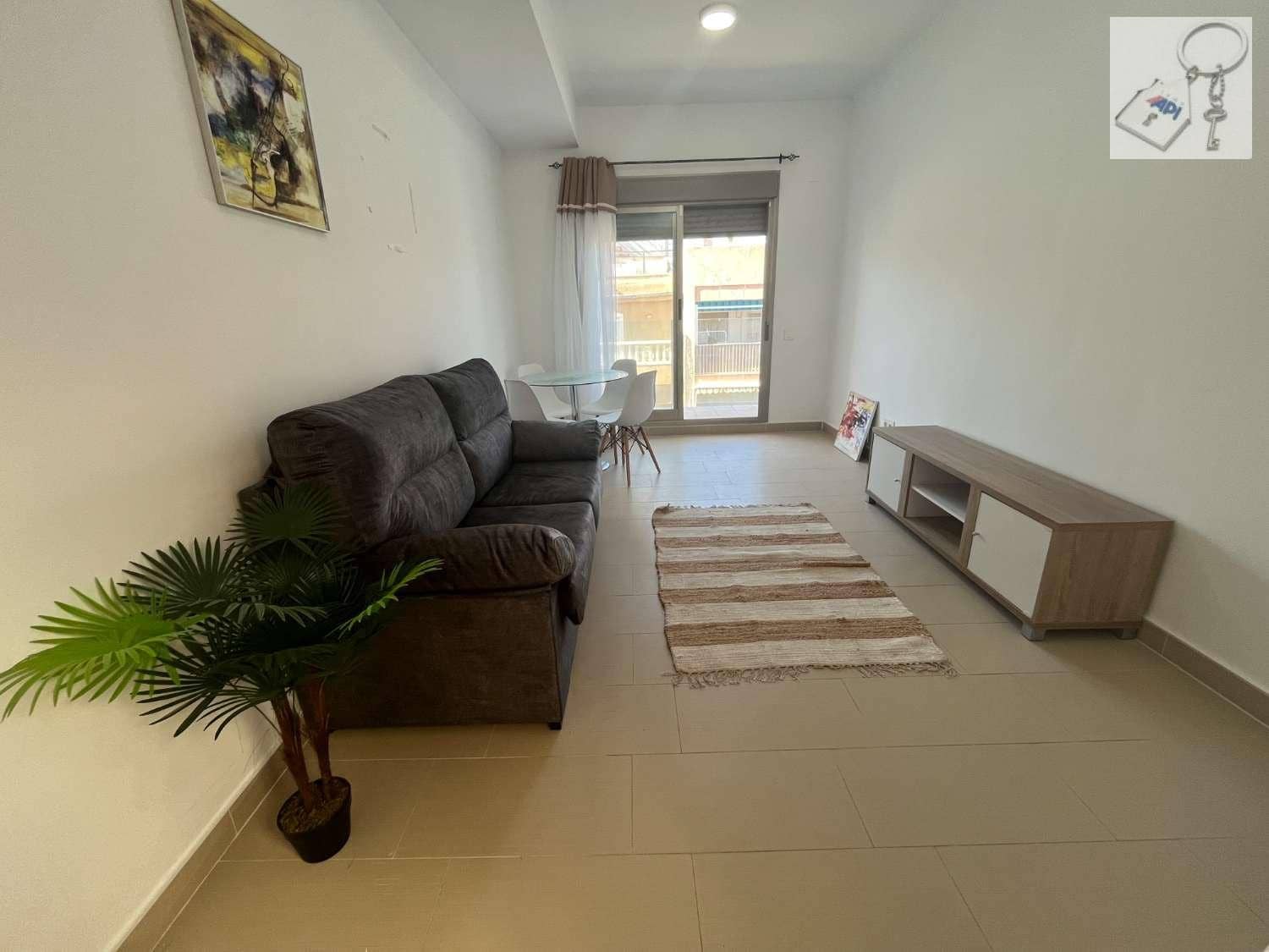 2 chambre Appartement de Plage à vendre à Guardamar del Segura avec garage - 190 000 € (Ref: 9826154)