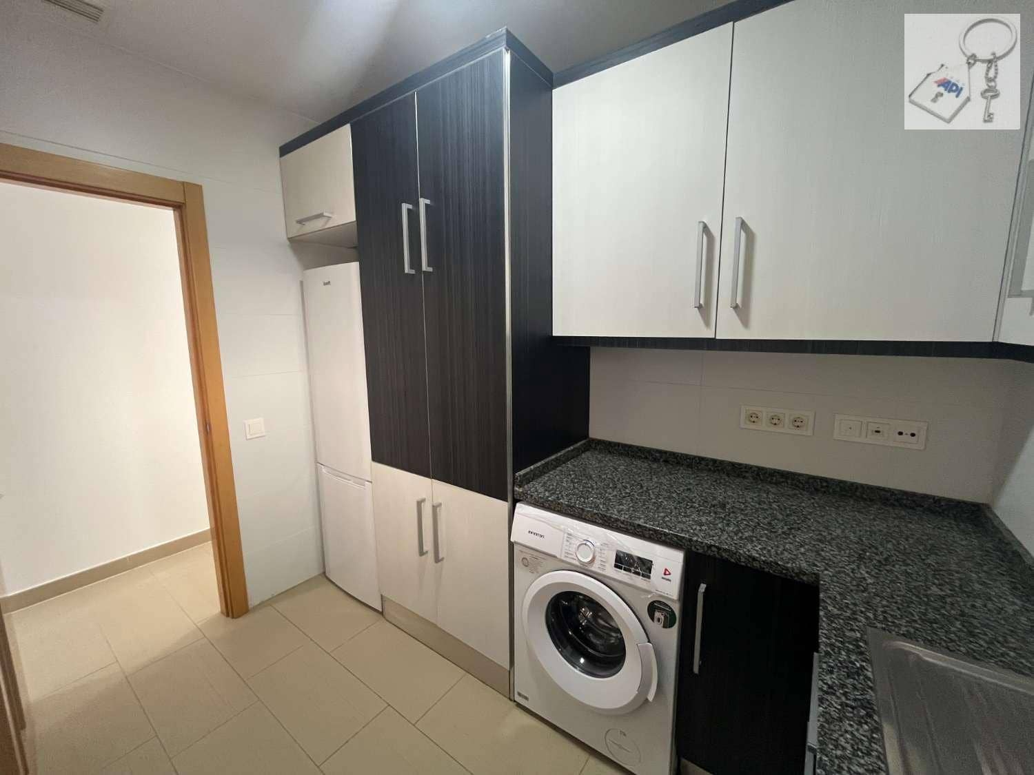 2 chambre Appartement de Plage à vendre à Guardamar del Segura avec garage - 190 000 € (Ref: 9826154)