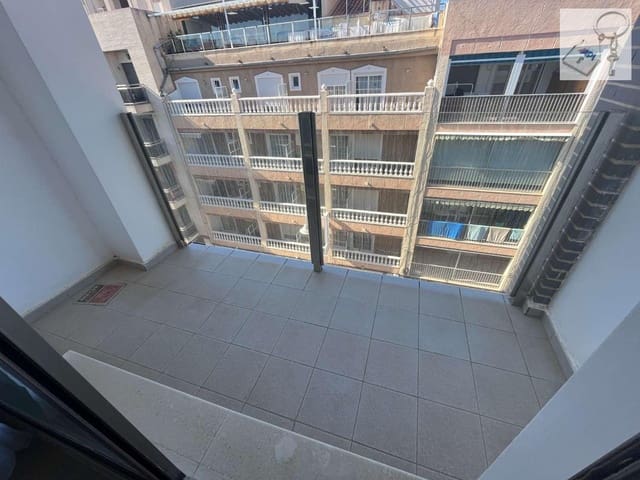 2 chambre Appartement de Plage à vendre à Guardamar Playa, Guardamar del Segura avec garage - 190 000 € (Ref: 9826154)