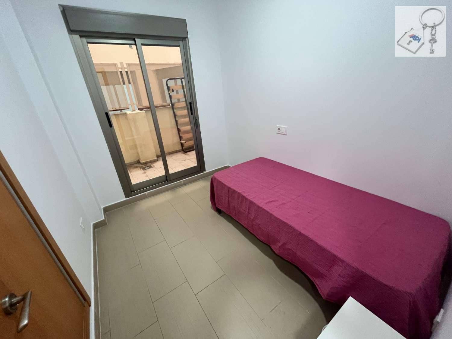 2 chambre Appartement de Plage à vendre à Guardamar del Segura avec garage - 190 000 € (Ref: 9826155)