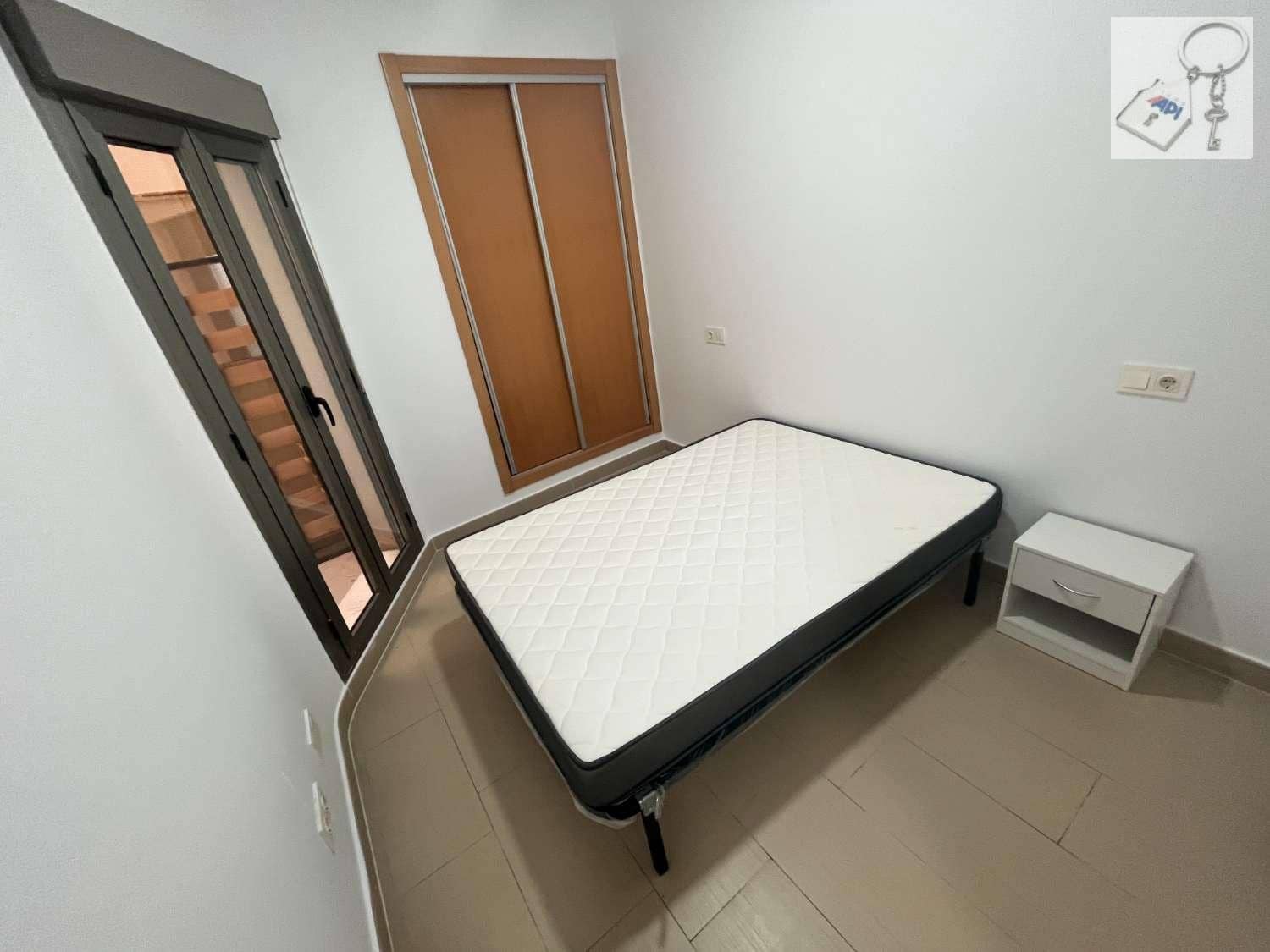 2 chambre Appartement de Plage à vendre à Guardamar del Segura avec garage - 190 000 € (Ref: 9826155)