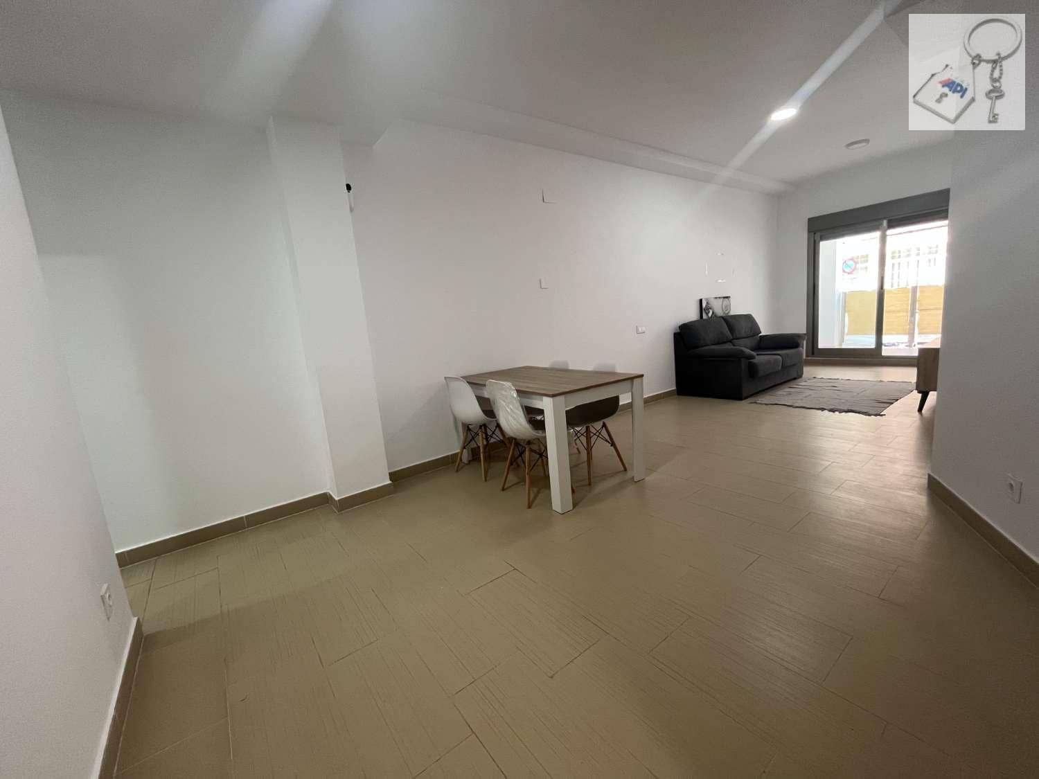 2 chambre Appartement de Plage à vendre à Guardamar del Segura avec garage - 190 000 € (Ref: 9826155)