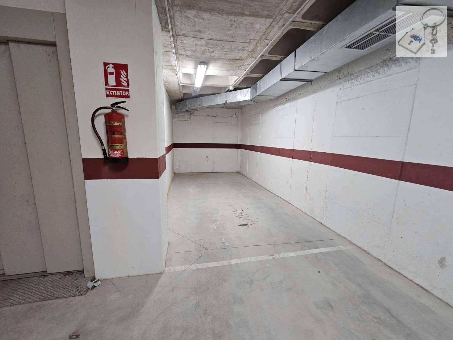 2 chambre Appartement de Plage à vendre à Guardamar del Segura avec garage - 190 000 € (Ref: 9826155)