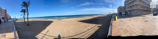 2 chambre Appartement de Plage à vendre à Guardamar Playa, Guardamar del Segura avec garage - 190 000 € (Ref: 9826155)