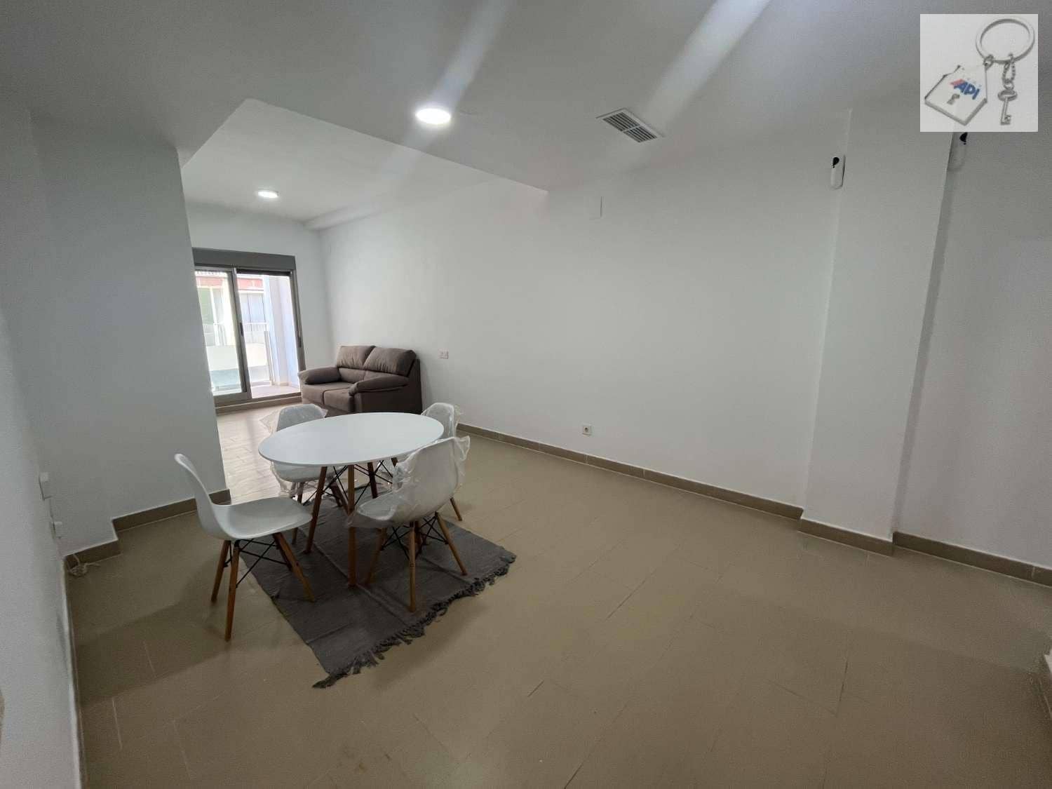 2 chambre Appartement de Plage à vendre à Guardamar del Segura avec garage - 190 000 € (Ref: 9826156)