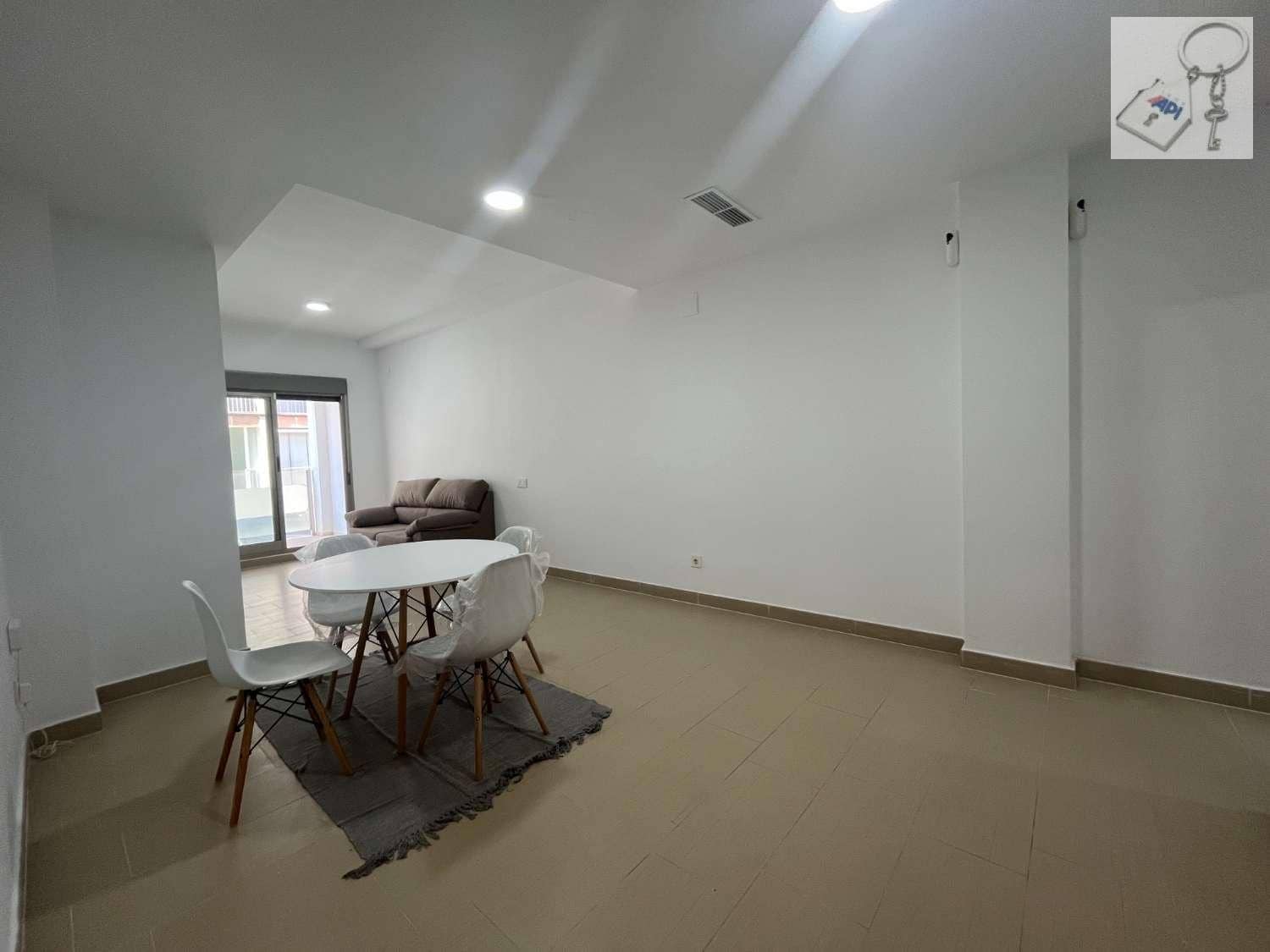 2 chambre Appartement de Plage à vendre à Guardamar del Segura avec garage - 190 000 € (Ref: 9826156)