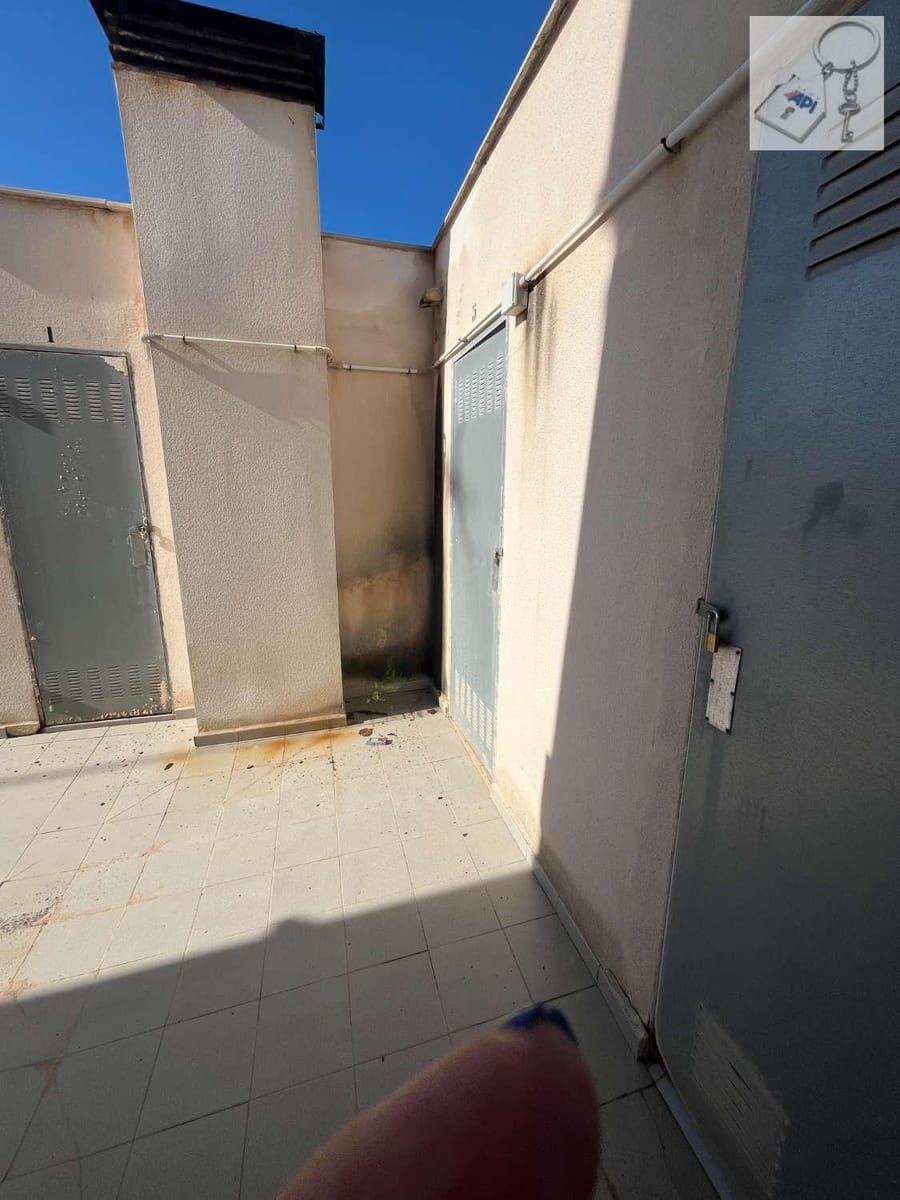 2 chambre Appartement de Plage à vendre à Guardamar del Segura avec garage - 190 000 € (Ref: 9826156)