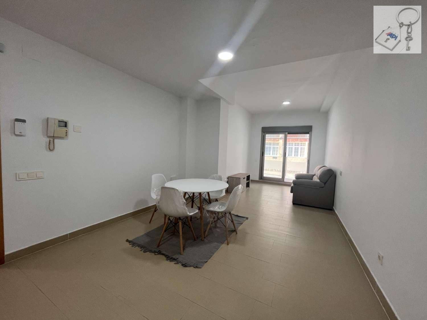 2 chambre Appartement de Plage à vendre à Guardamar del Segura avec garage - 190 000 € (Ref: 9826156)