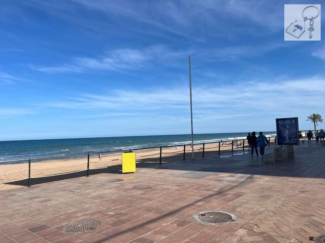 2 chambre Appartement de Plage à vendre à Guardamar Playa, Guardamar del Segura avec garage - 190 000 € (Ref: 9826156)