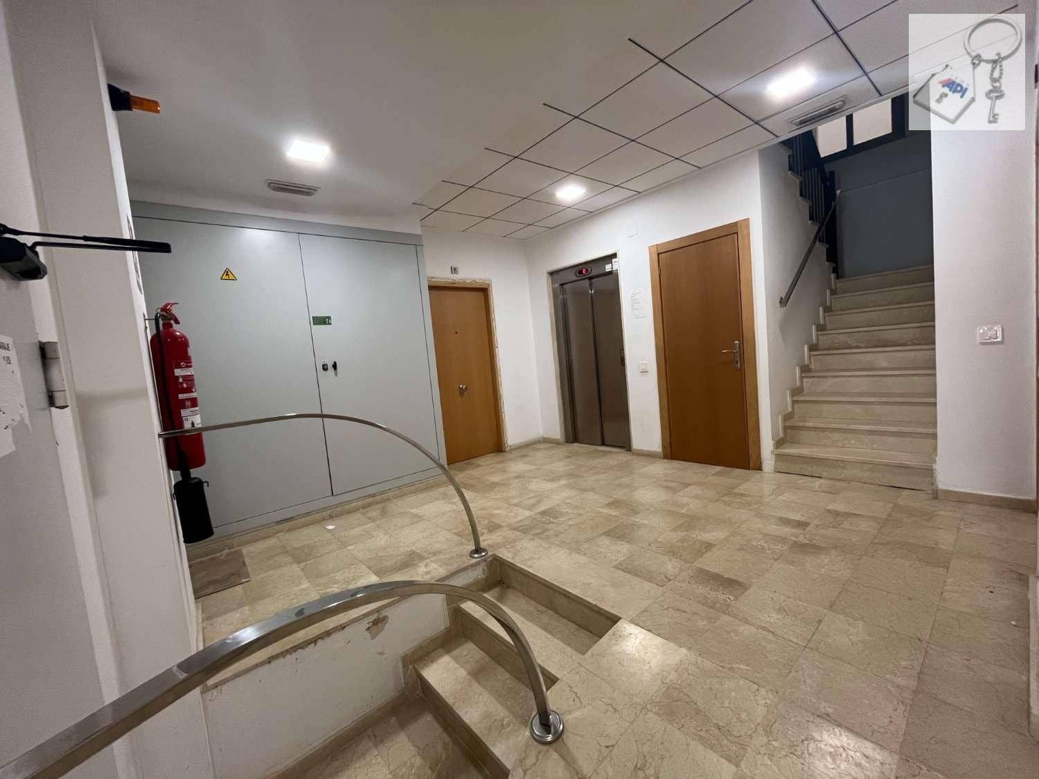2 chambre Appartement de Plage à vendre à Guardamar del Segura avec garage - 190 000 € (Ref: 9826156)
