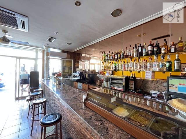 Comercial para venda em Nueva Torrevieja, Torrevieja - 180 000 € (Ref: 9828253)
