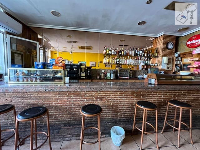 Comercial para venda em Nueva Torrevieja, Torrevieja - 180 000 € (Ref: 9828253)