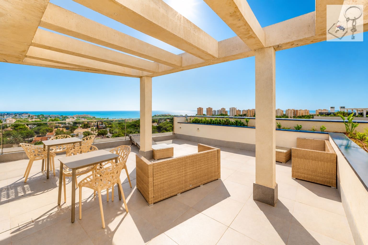 3 bedroom Flat for sale in Orihuela with pool - € 425,000 (Ref: 9830622)