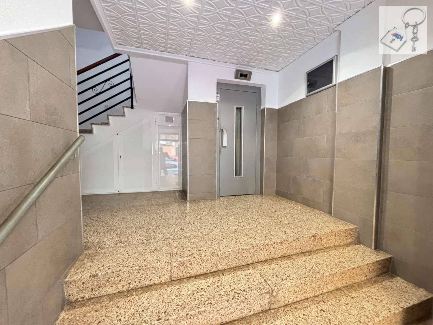3 sovrum Lägenhet till salu i Denia - 185 000 € (Ref: 9854886)