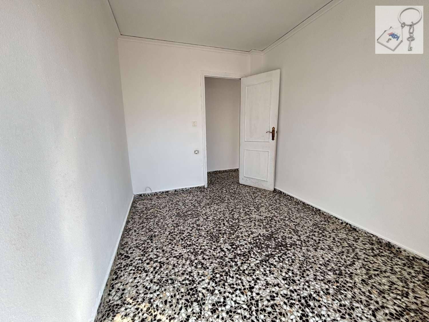 3 sovrum Lägenhet till salu i Denia - 185 000 € (Ref: 9854886)