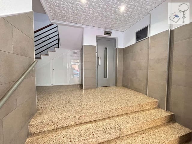 3 sovrum Lägenhet till salu i Centro Urbano, Dénia - 185 000 € (Ref: 9854886)