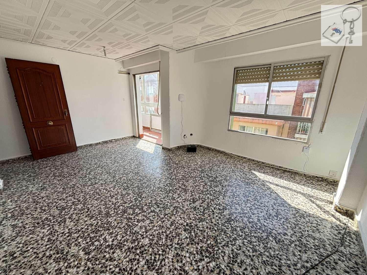 3 sovrum Lägenhet till salu i Denia - 185 000 € (Ref: 9854886)