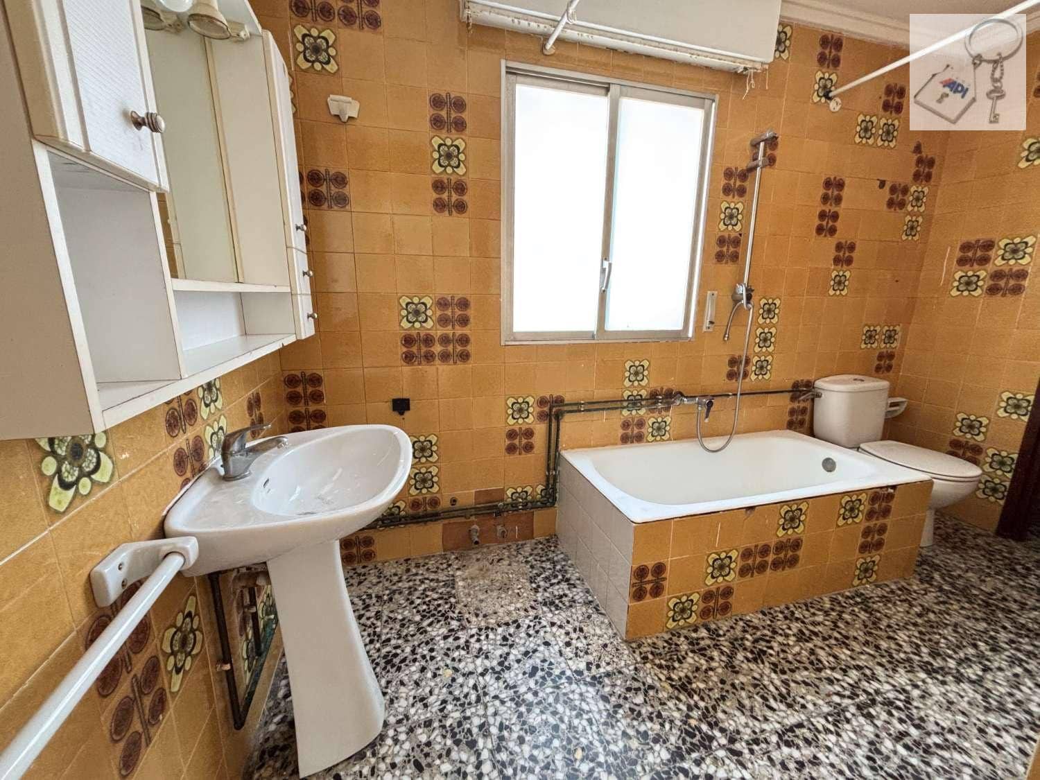 3 sovrum Lägenhet till salu i Denia - 185 000 € (Ref: 9854886)