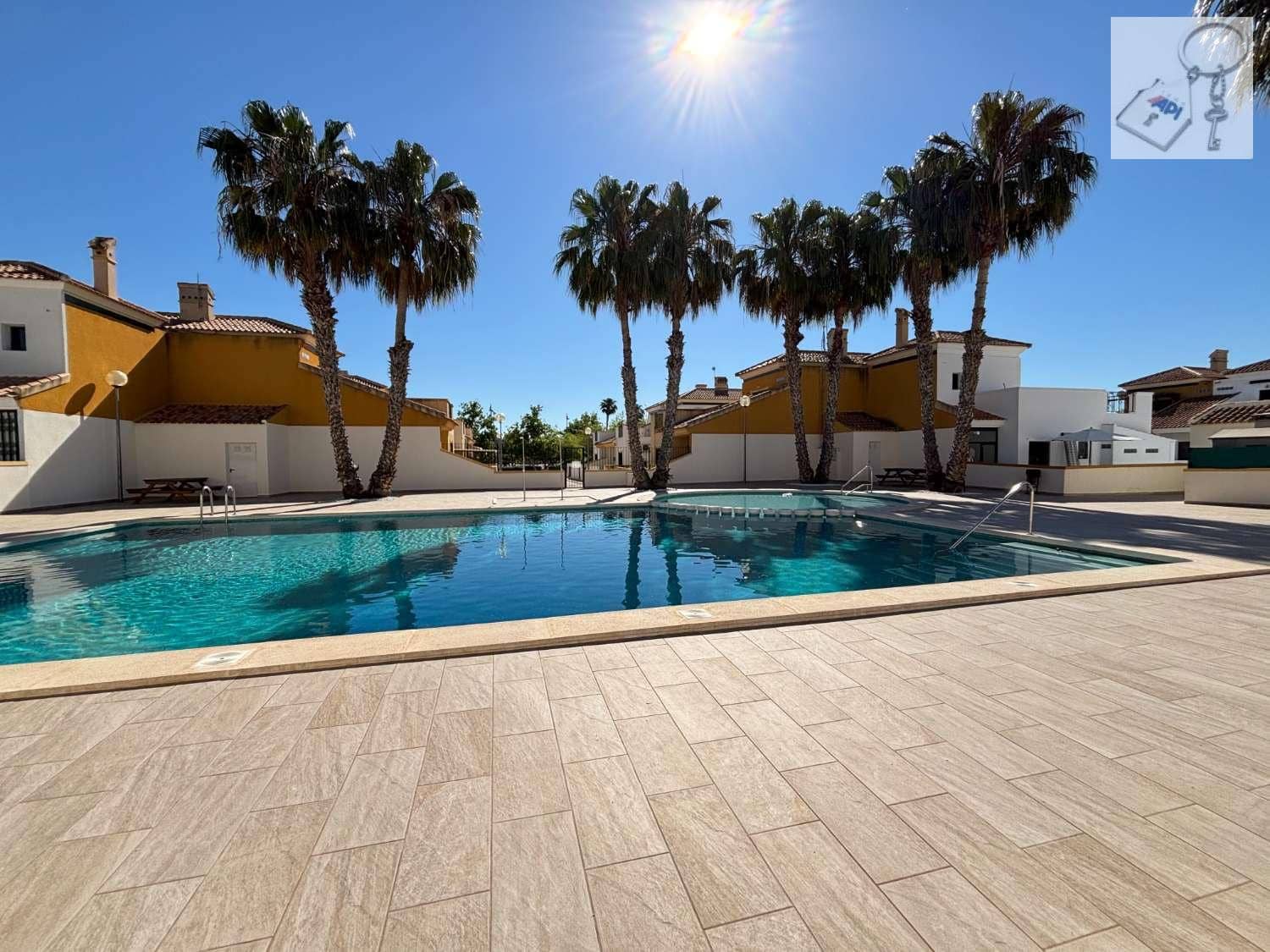 3 soverom Rekkehus til salgs i Almoradi med svømmebasseng garasje - € 218 500 (Ref: 9854887)