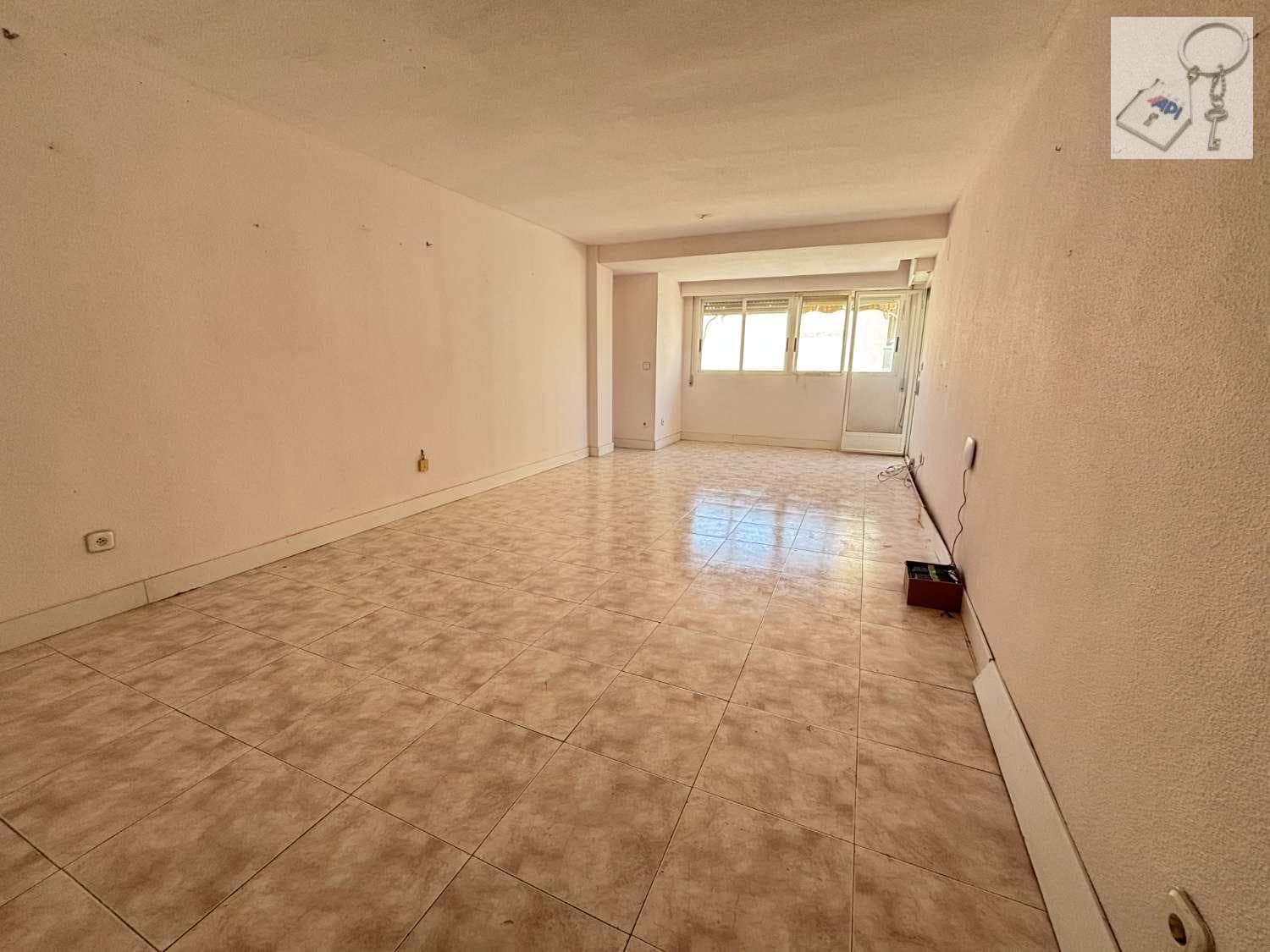 4 sovrum Strandlägenhet till salu i Muchamiel / Mutxamel - 239 000 € (Ref: 9889717)