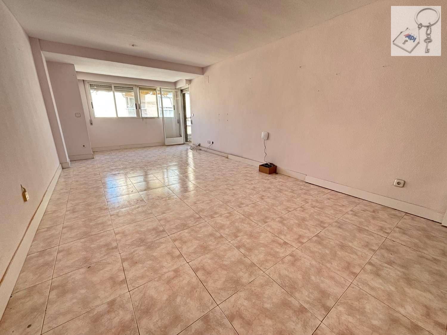 4 sovrum Strandlägenhet till salu i Muchamiel / Mutxamel - 239 000 € (Ref: 9889717)