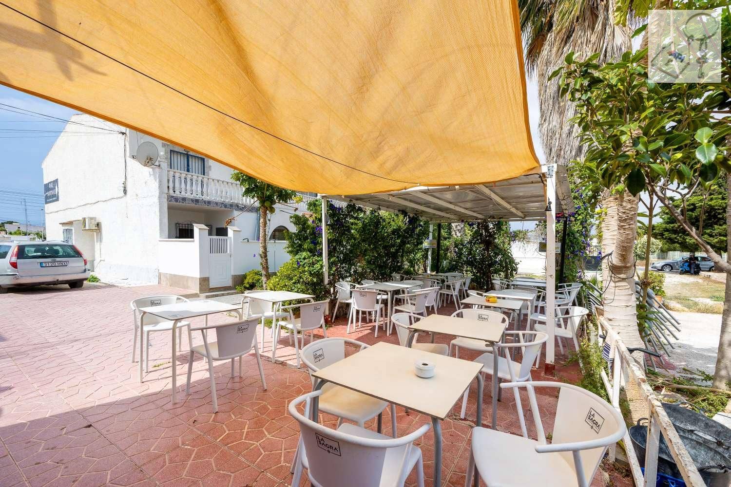 Restaurant/bar te koop in Torrevieja - € 270.000 (Ref: 9891626)