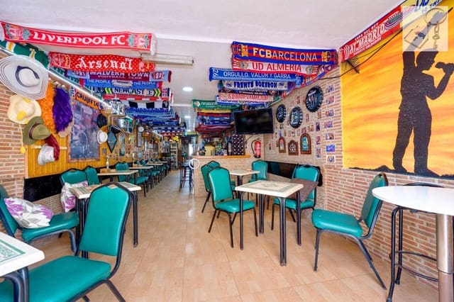 Restaurant/bar te koop in El Chaparral - La Siesta - La Torreta, Torrevieja - € 270.000 (Ref: 9891626)